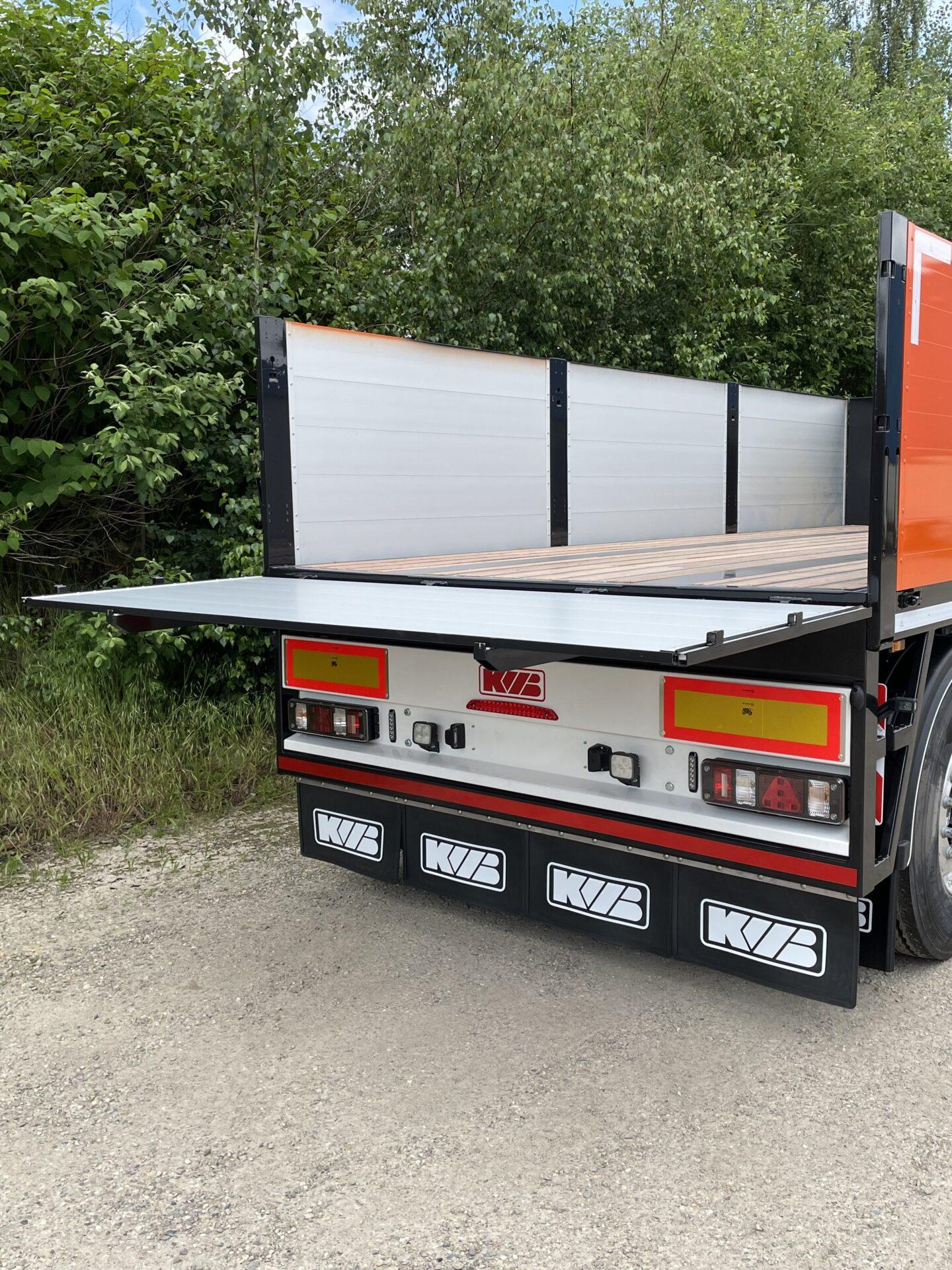 KWB 2-achsiger Drehschemelanhänger KWB 2-achsiger Drehschemelanhänger