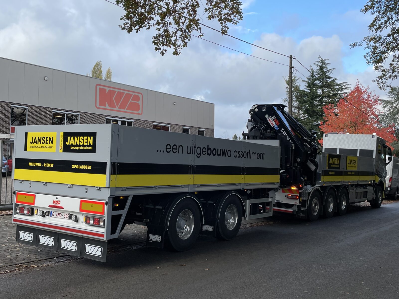 KWB 2-assige middenasaanhangwagen KWB 2-assige middenasaanhangwagen