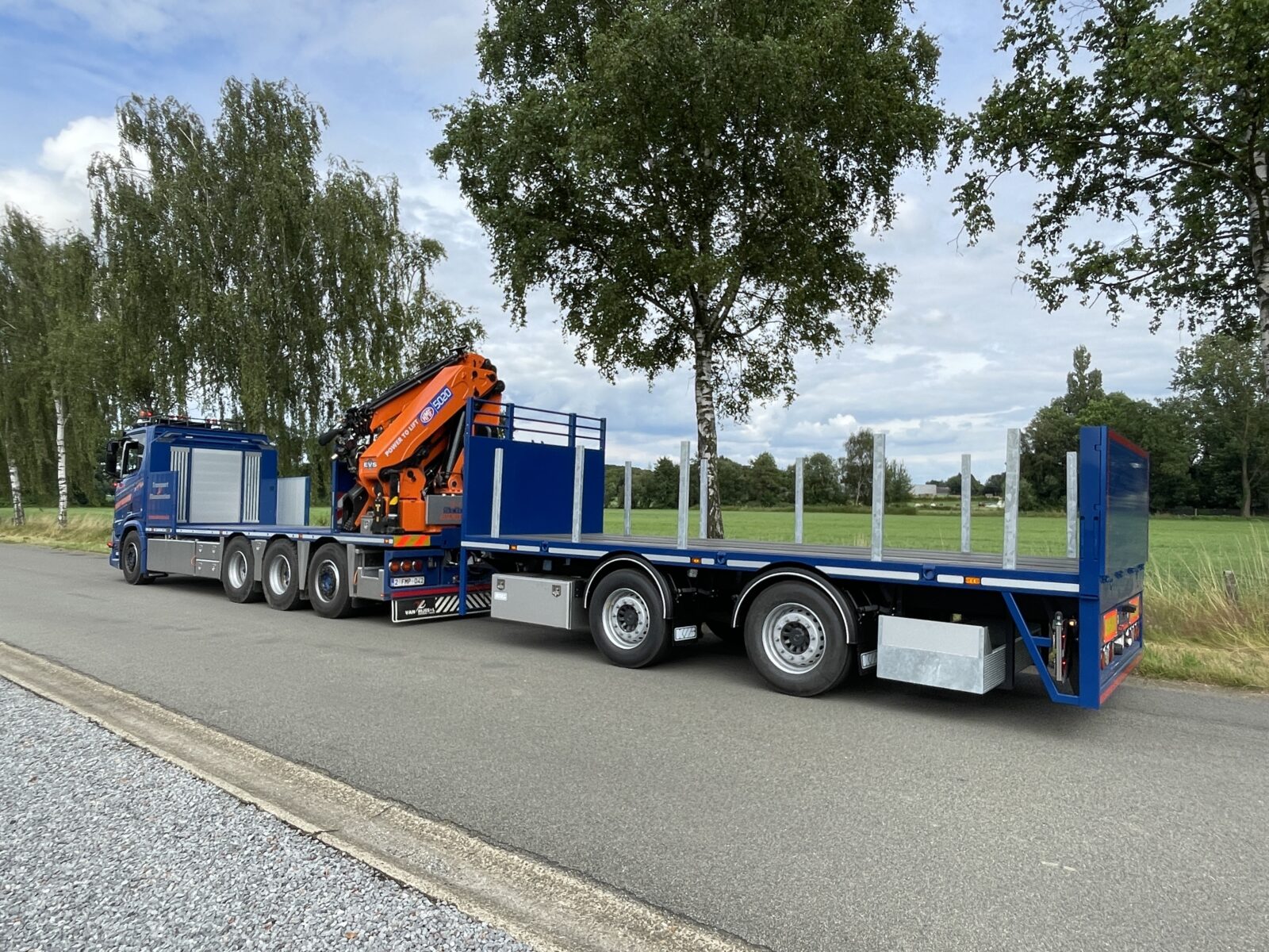 KWB 2-assige middenasaanhangwagen KWB 2-assige middenasaanhangwagen