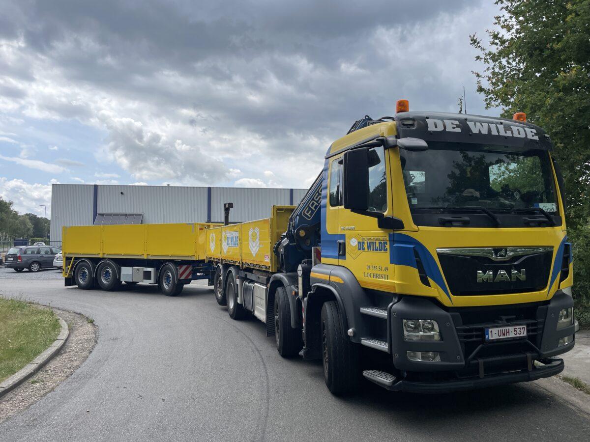 KWB Turntable Trailers