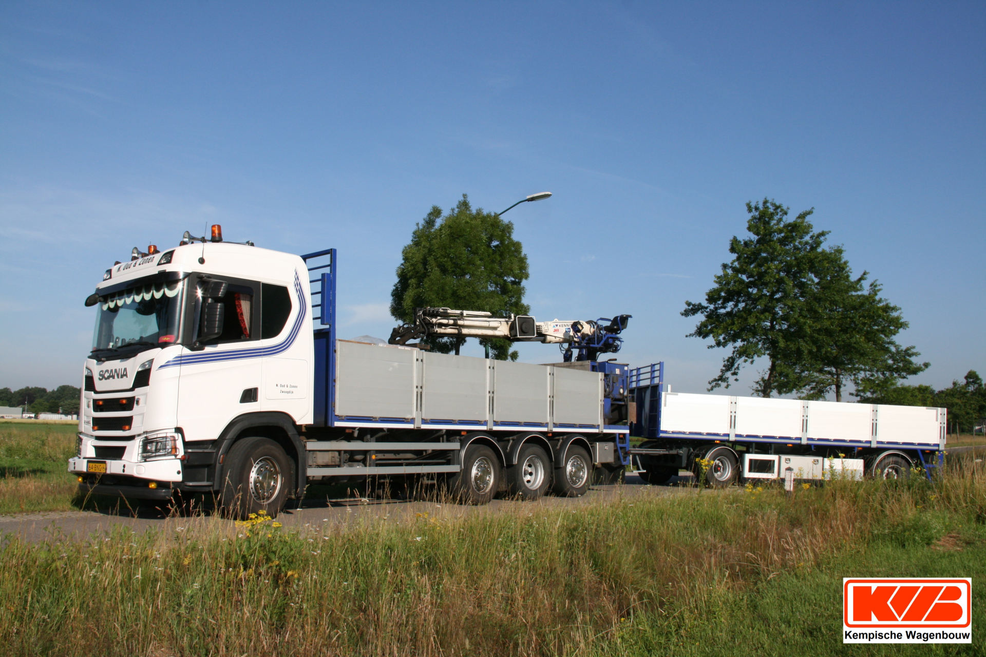 KWB 2-achsiger Drehschemelanhänger KWB 2-achsiger Drehschemelanhänger