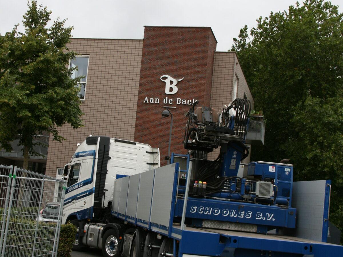 KWB Road plate trailers for mobile cranes