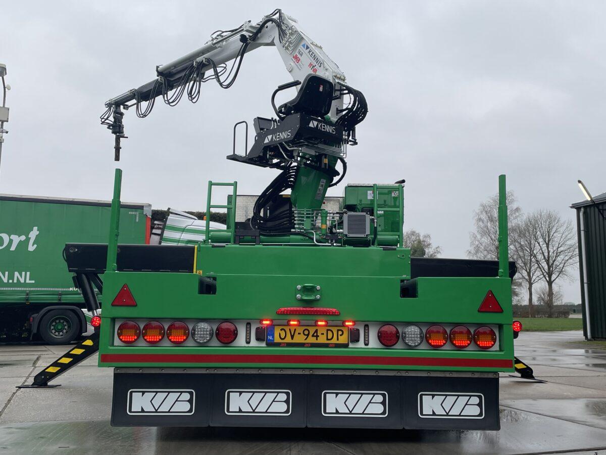 Semi-remorque surbaissée KWB à 3 essieux